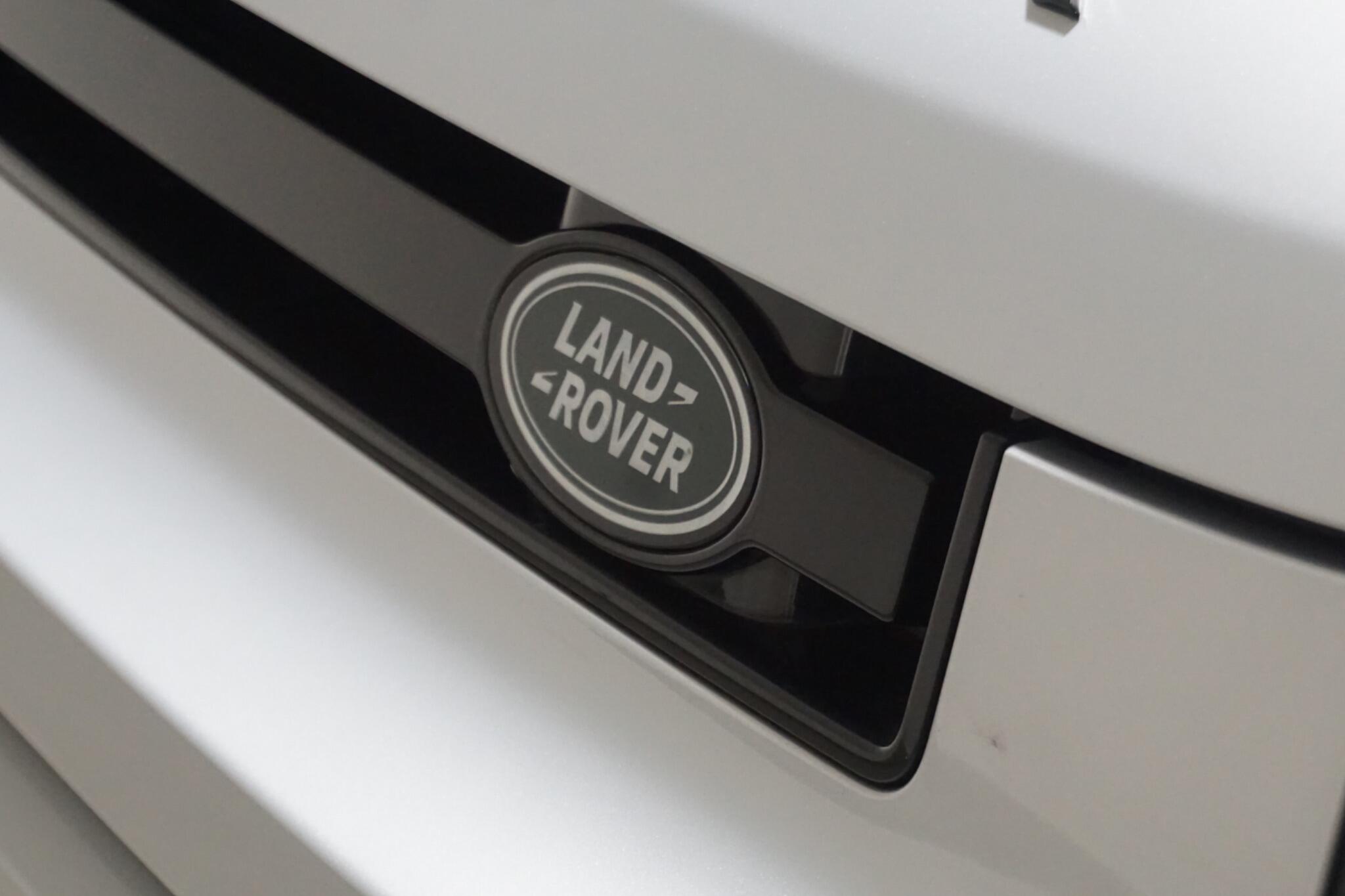 Land Rover Defender 110 2.0 P400e 15.4kWh XS Edition SUV 5dr Petrol Plug-in Hybrid Auto 4WD Euro 6 (s/s) (404 ps)